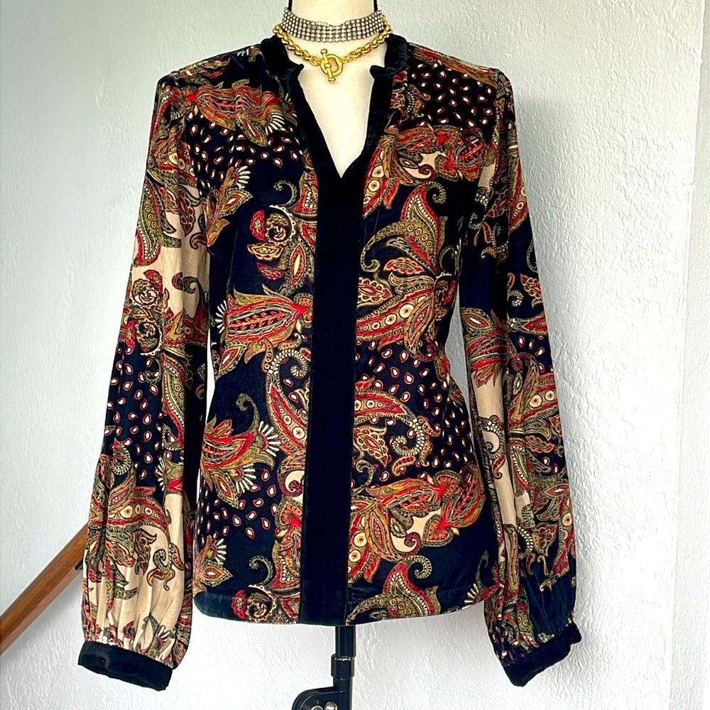 Soft Surroundings Multi Jewel tone Velvet Shirt with‎ VNeck long Sleeve Medium